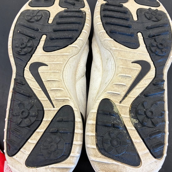 Nike Infinity G Leather Golf Spikes - Picture 4 of 5